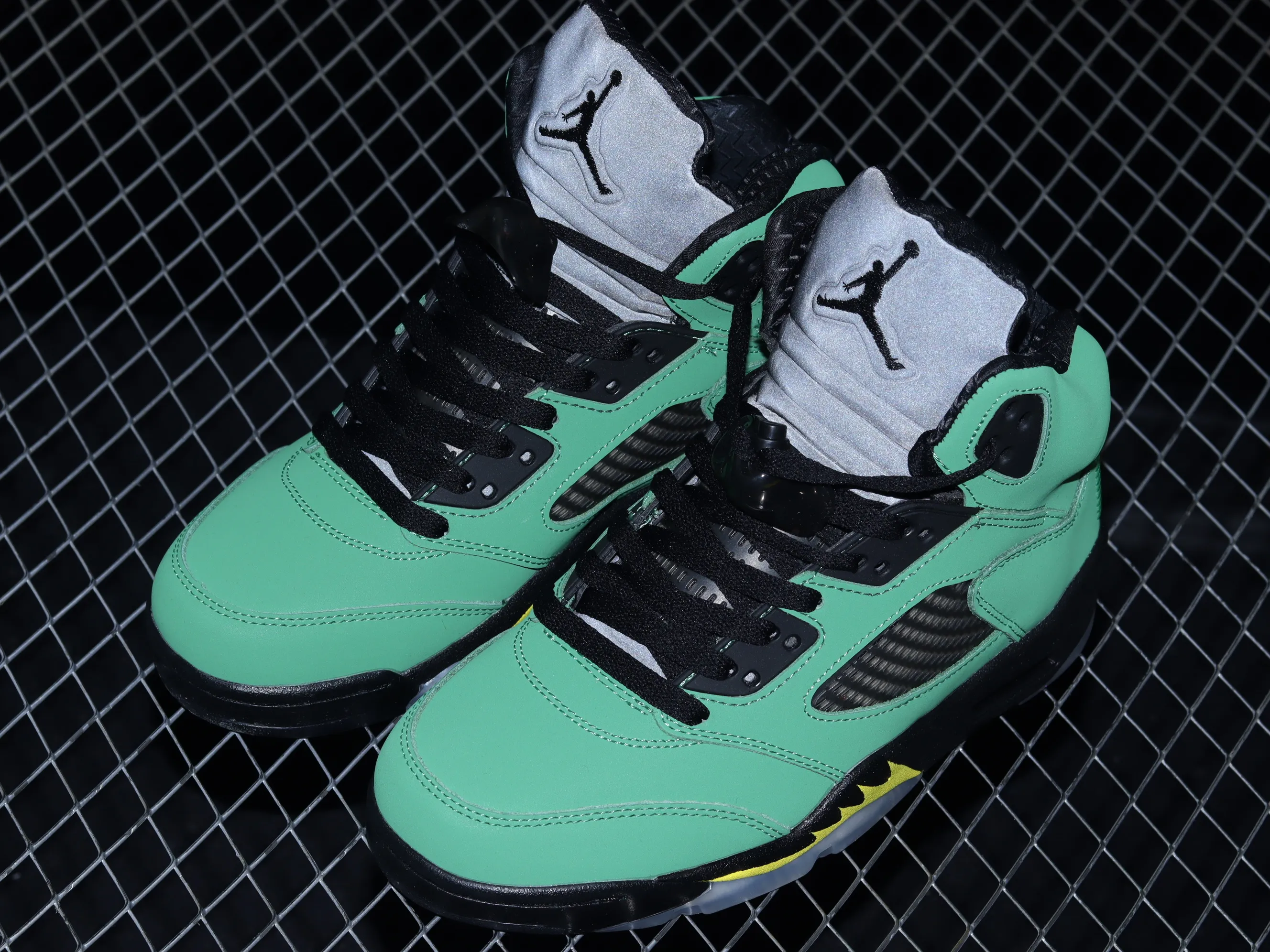 All categories Air Jordan Jordan series basketball shoes Air Jordan 5 Air Jordan 5 SE "Oregon Ducks" AJ5 Joe 5 Oregon Apple Green CK6631-307